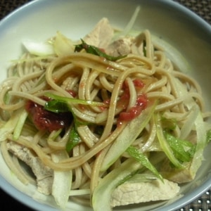 蕎麦の梅肉ドレッシング